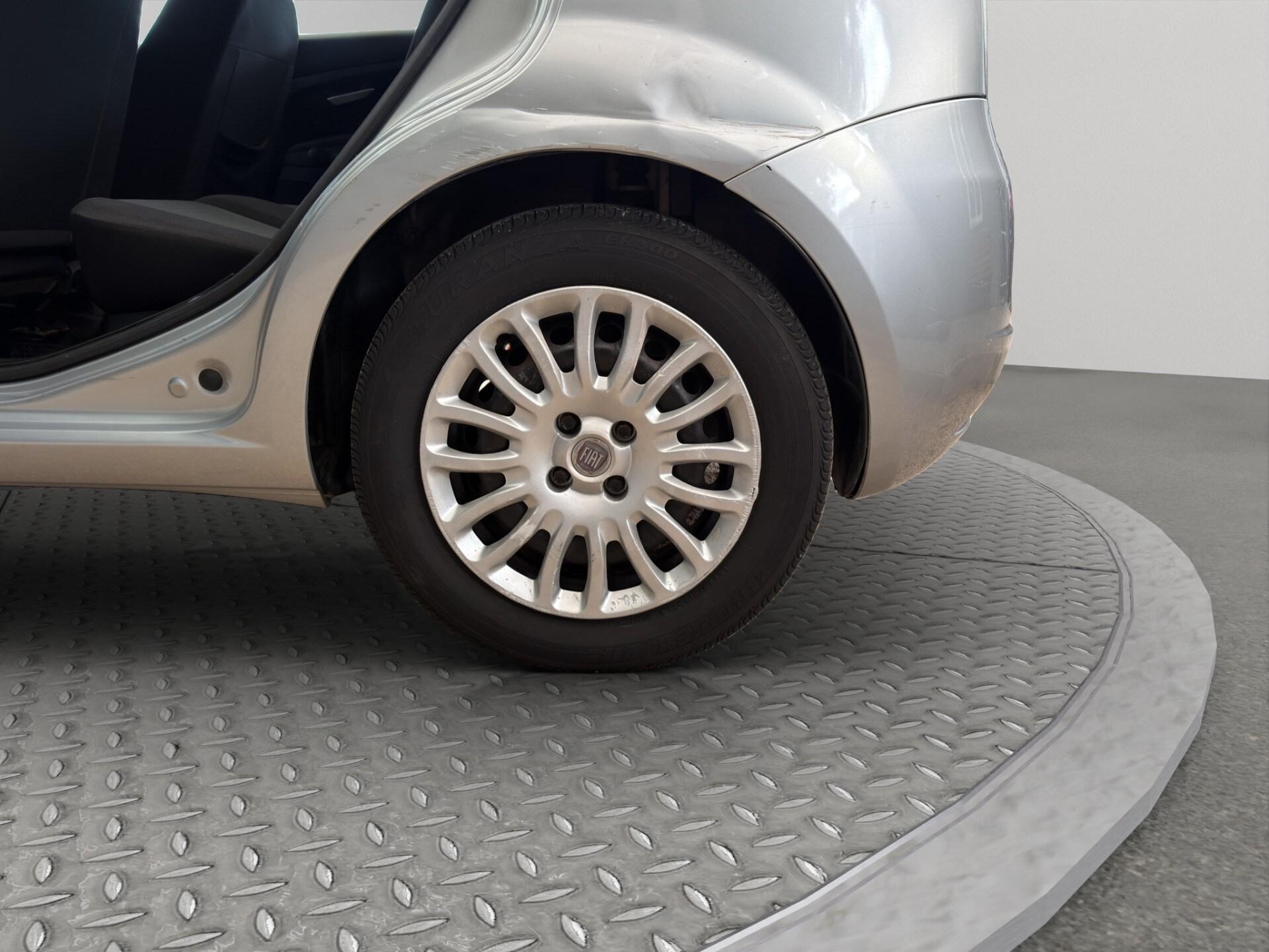 FIAT Grande Punto 1.3 MJT 90 CV 5 porte Dynamic