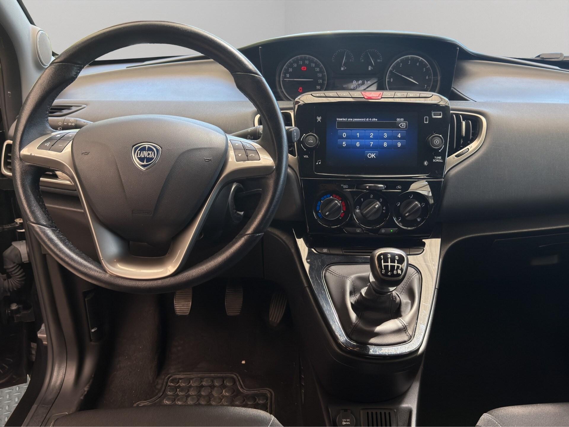 LANCIA Ypsilon 1.0 FireFly 5 porte S&S Hybrid Gold