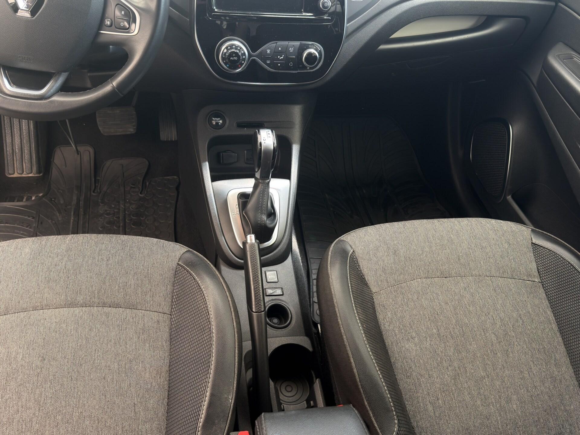 RENAULT Captur dCi 8V 90 CV EDC Sport Edition2