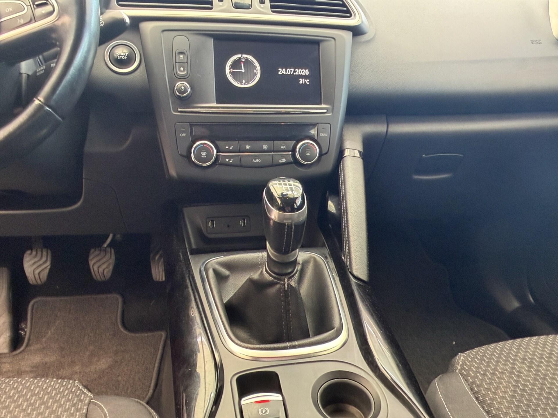RENAULT Blue dCi 8V 115CV Sport Edition