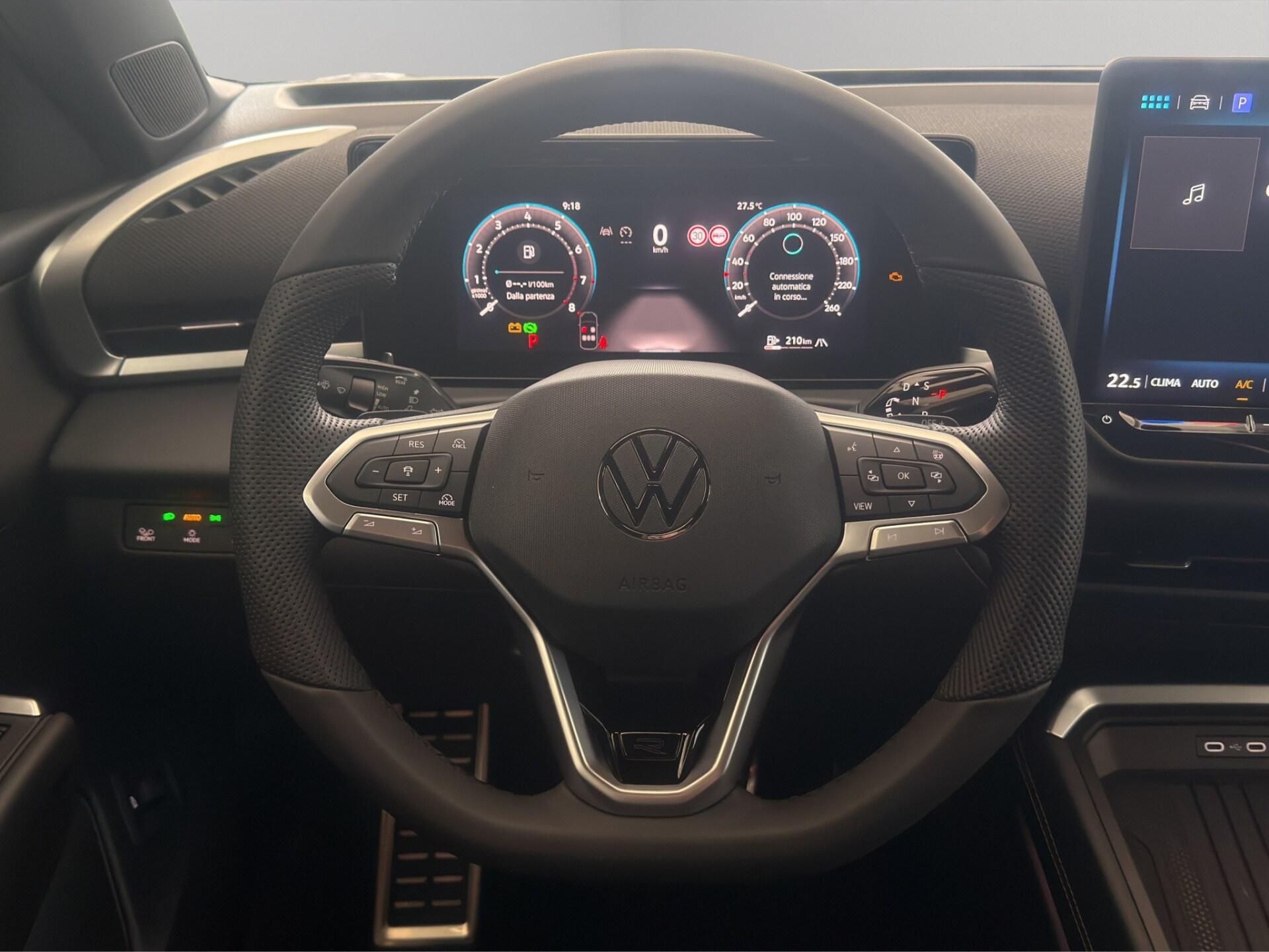 VOLKSWAGEN T-Cross 1.0 TSI 115 CV DSG R-Line