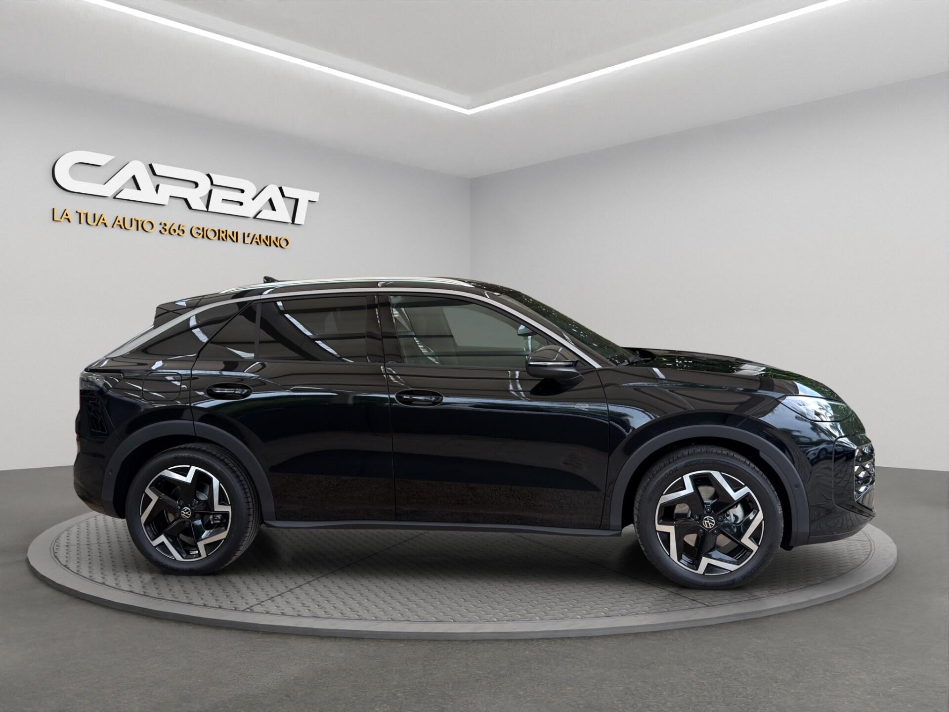 VOLKSWAGEN T-Roc 1.5 eTSI ACT 150 CV DSG R-Line