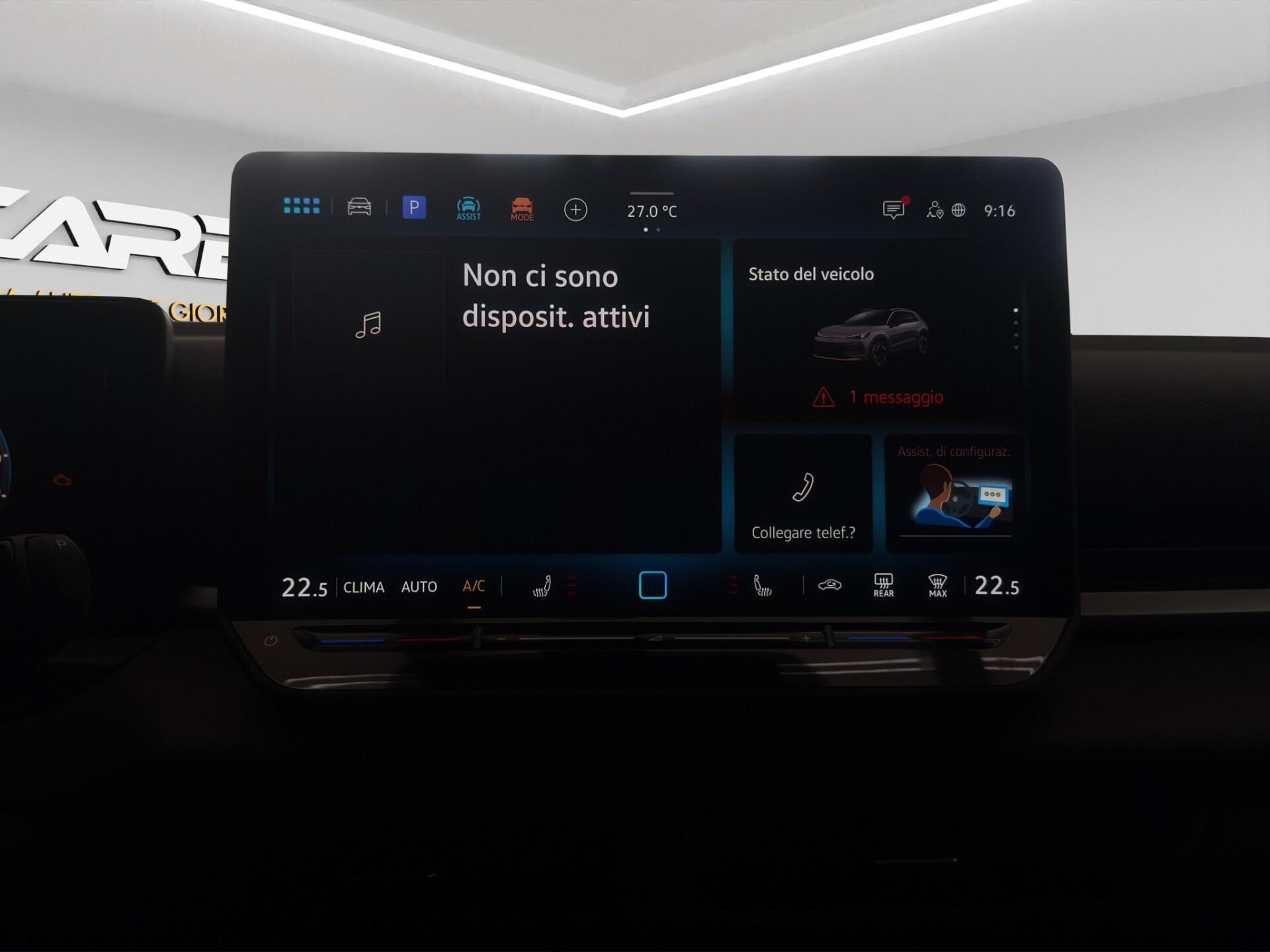 VOLKSWAGEN T-Roc 1.5 eTSI ACT 150 CV DSG R-Line