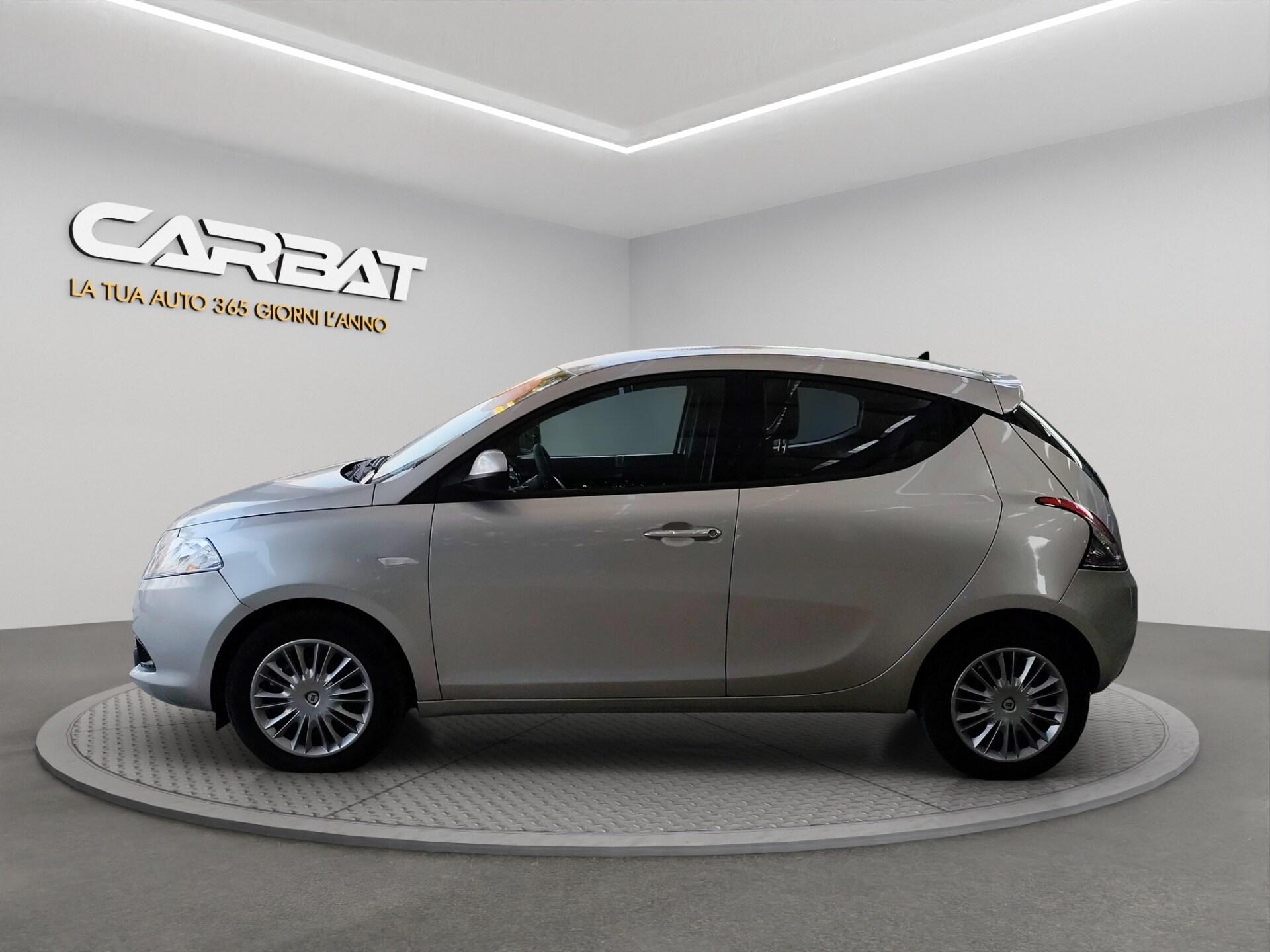 LANCIA Ypsilon 1.2 69 CV 5 porte S&S Silver