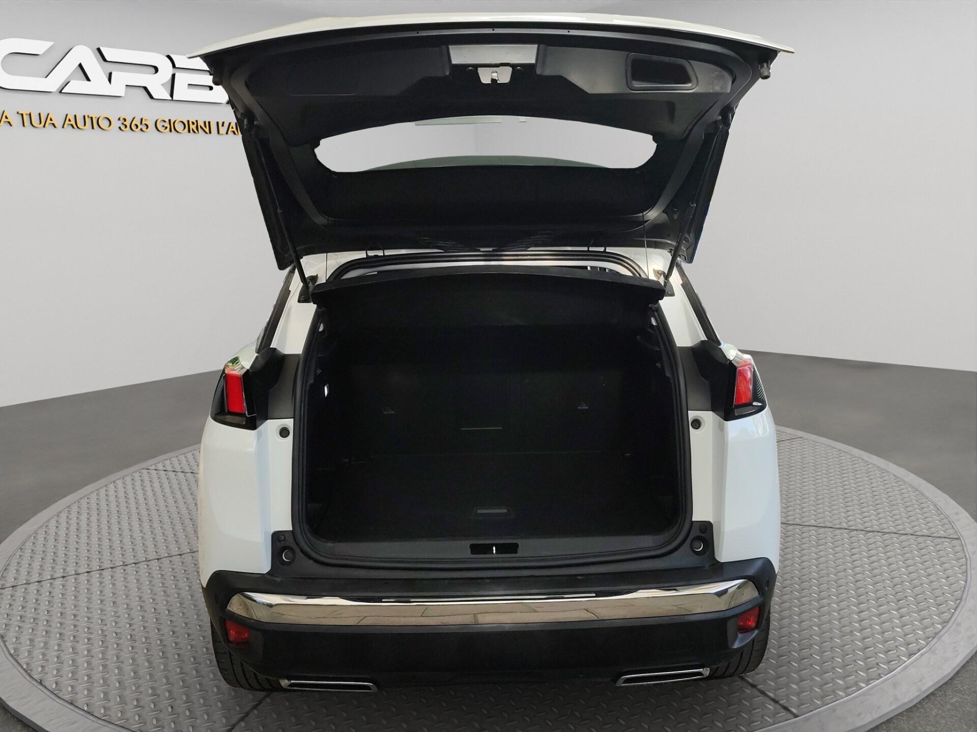 PEUGEOT 3008 BlueHDi 120 S&S EAT6 Allure