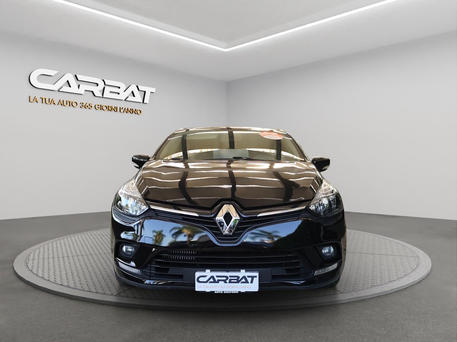 RENAULT Clio TCe 12V 90 CV GPL 5 porte Moschino Life