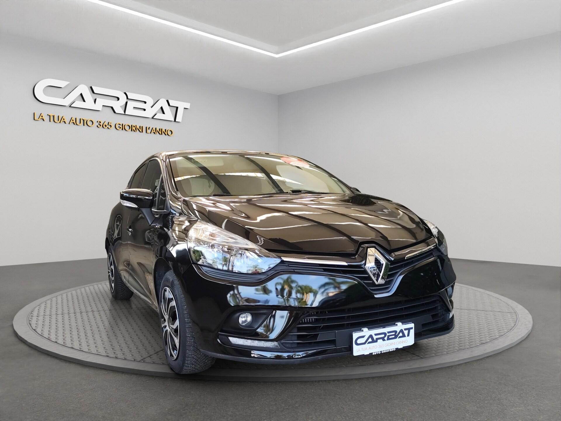 RENAULT Clio TCe 12V 90 CV GPL 5 porte Moschino Life