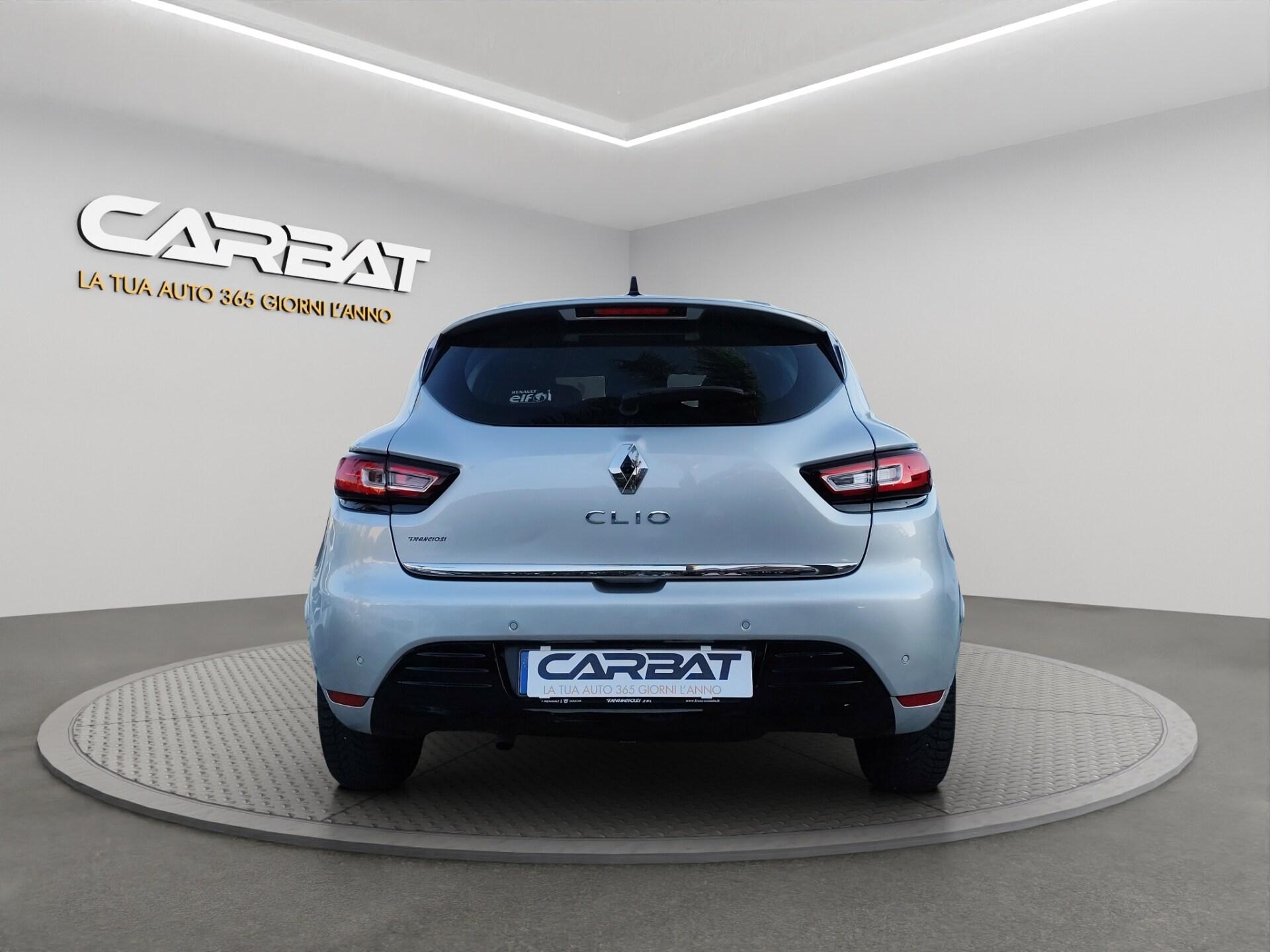 RENAULT Clio TCe 12V 90 CV GPL 5 porte Moschino Intens