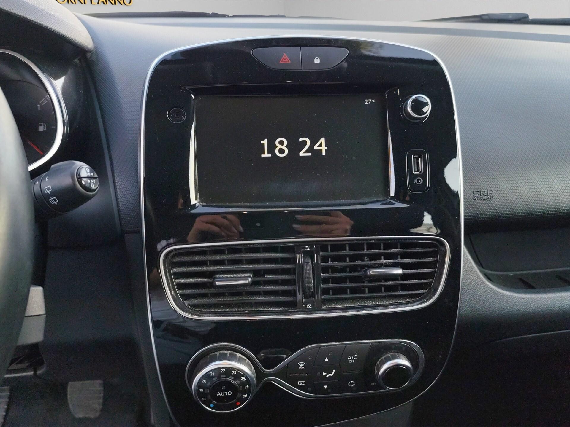 RENAULT Clio TCe 12V 90 CV GPL 5 porte Moschino Intens