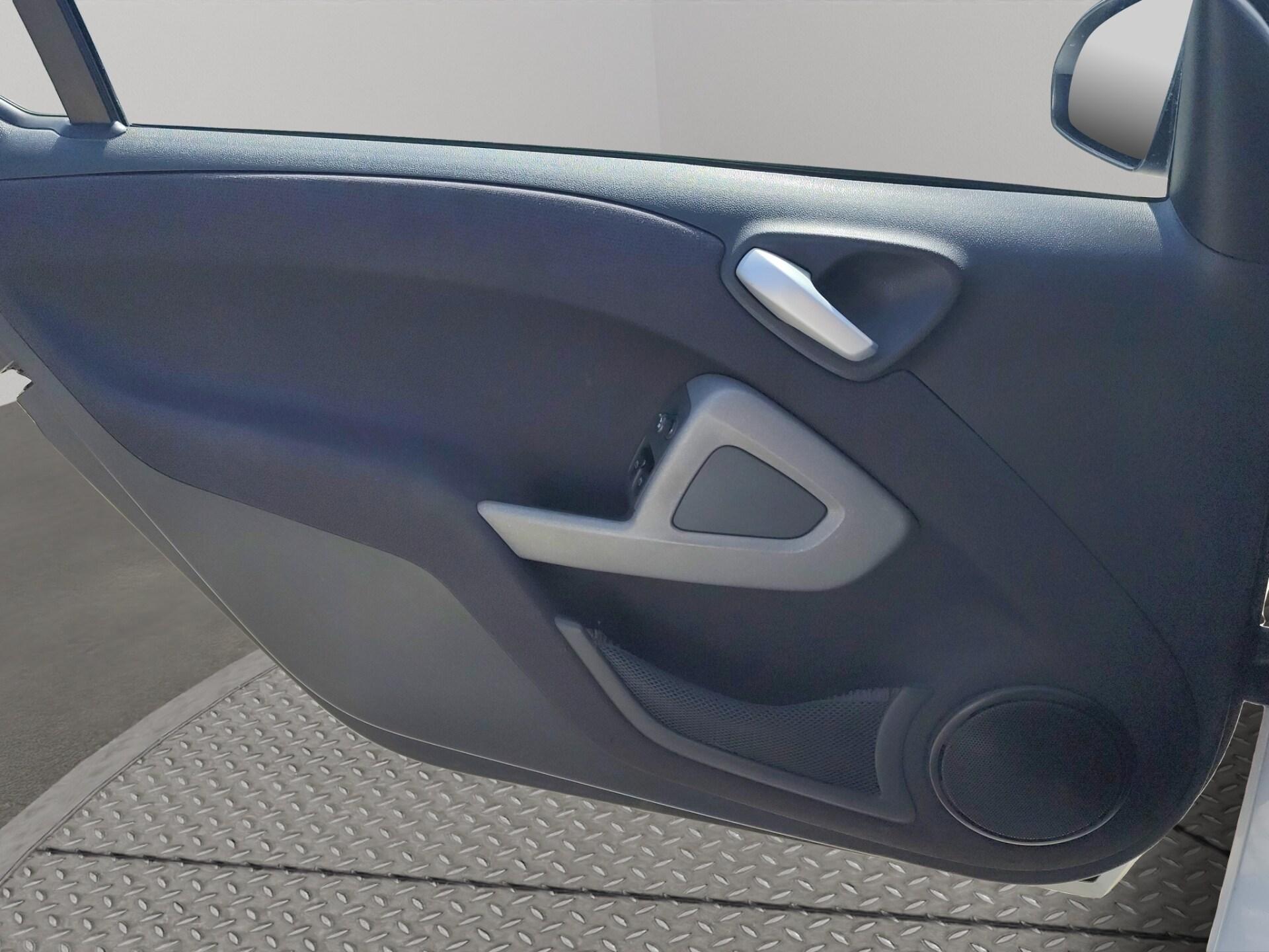 SMART fortwo 1000 45 kW MHD coupé pure