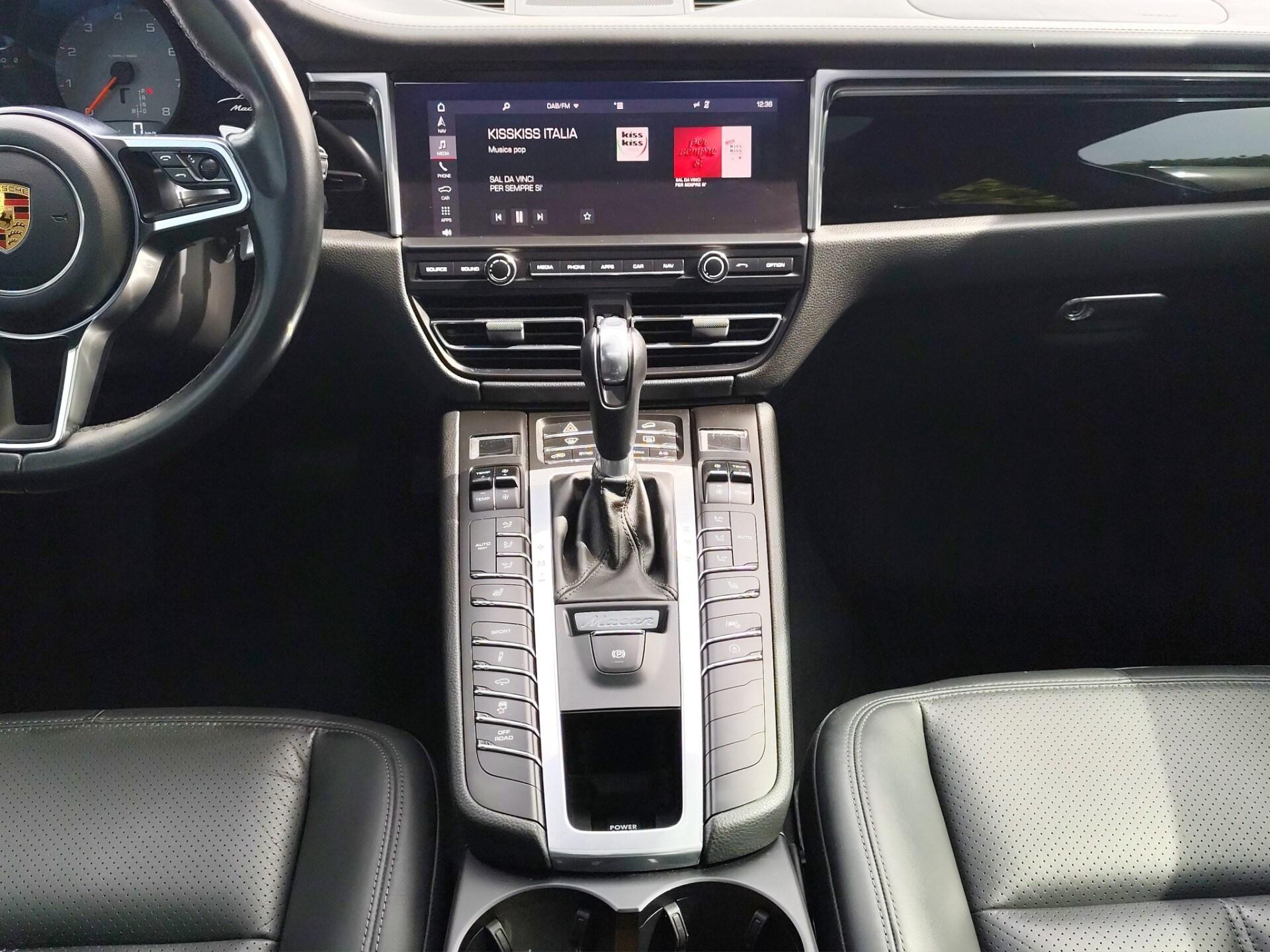 PORSCHE Macan 3.0 S