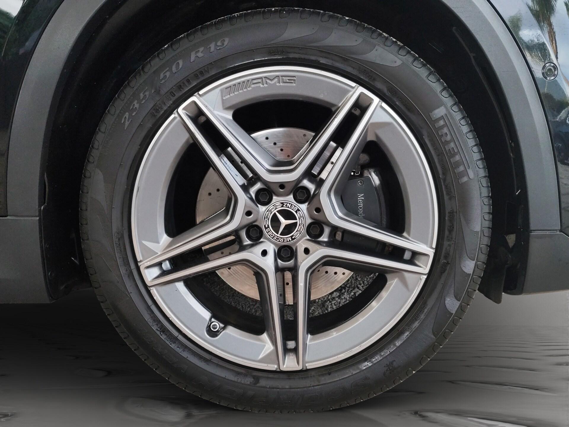 MERCEDES GLA          (H247) GLA 200 d Automatic Premium