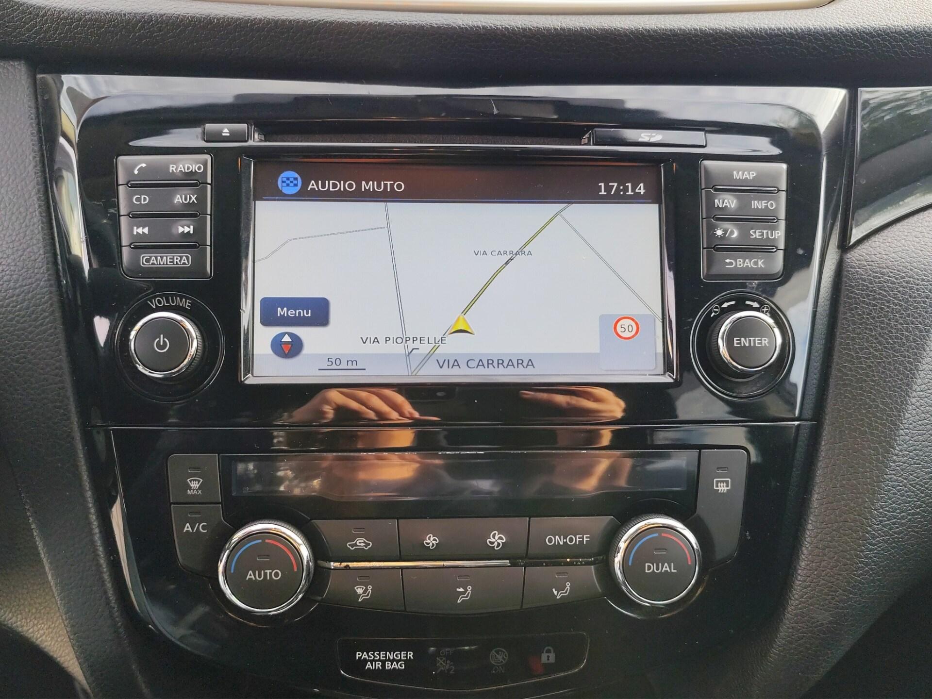 NISSAN Qashqai 1.5 dCi Acenta