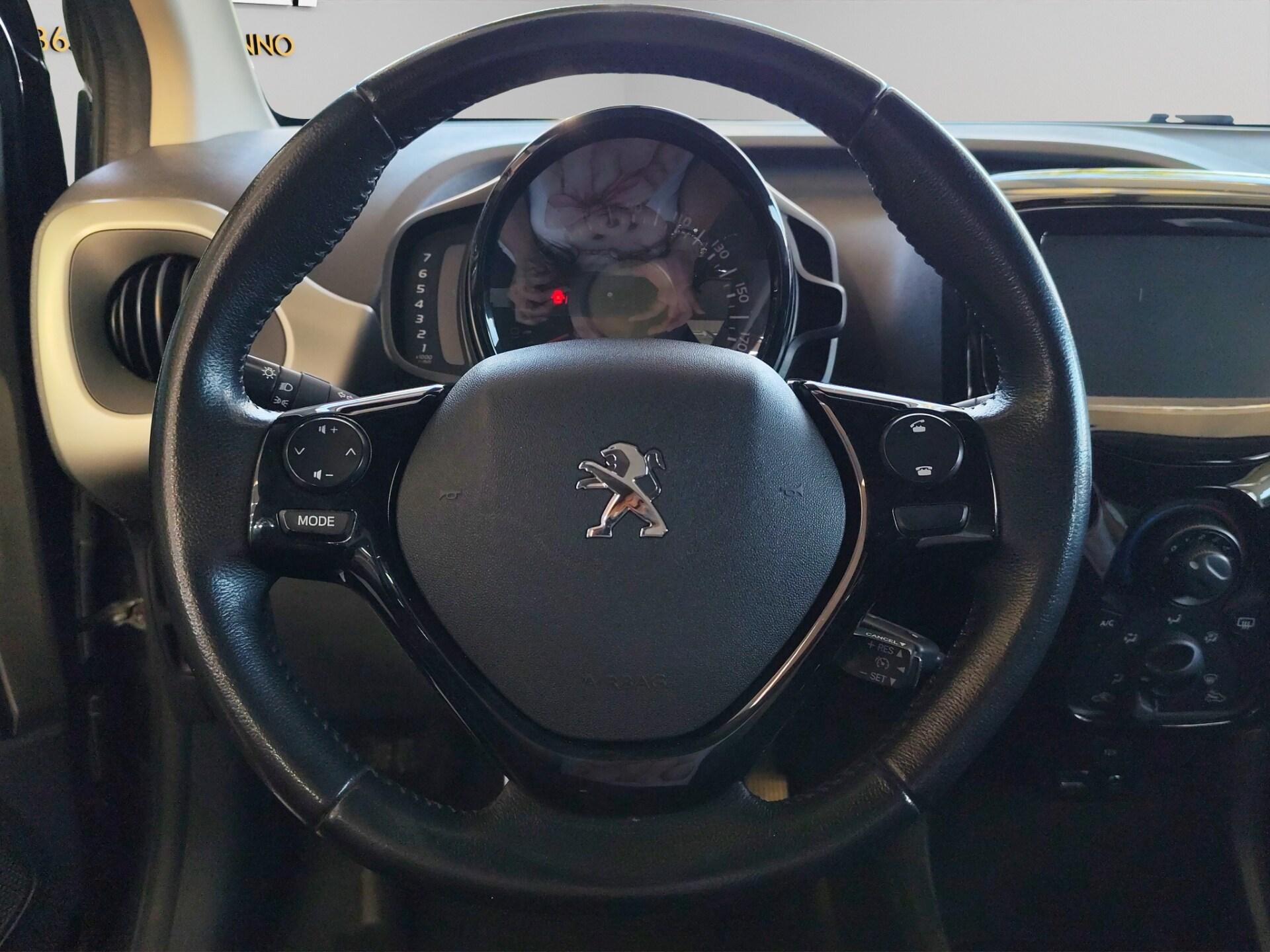 PEUGEOT VTi 68 5 porte Allure