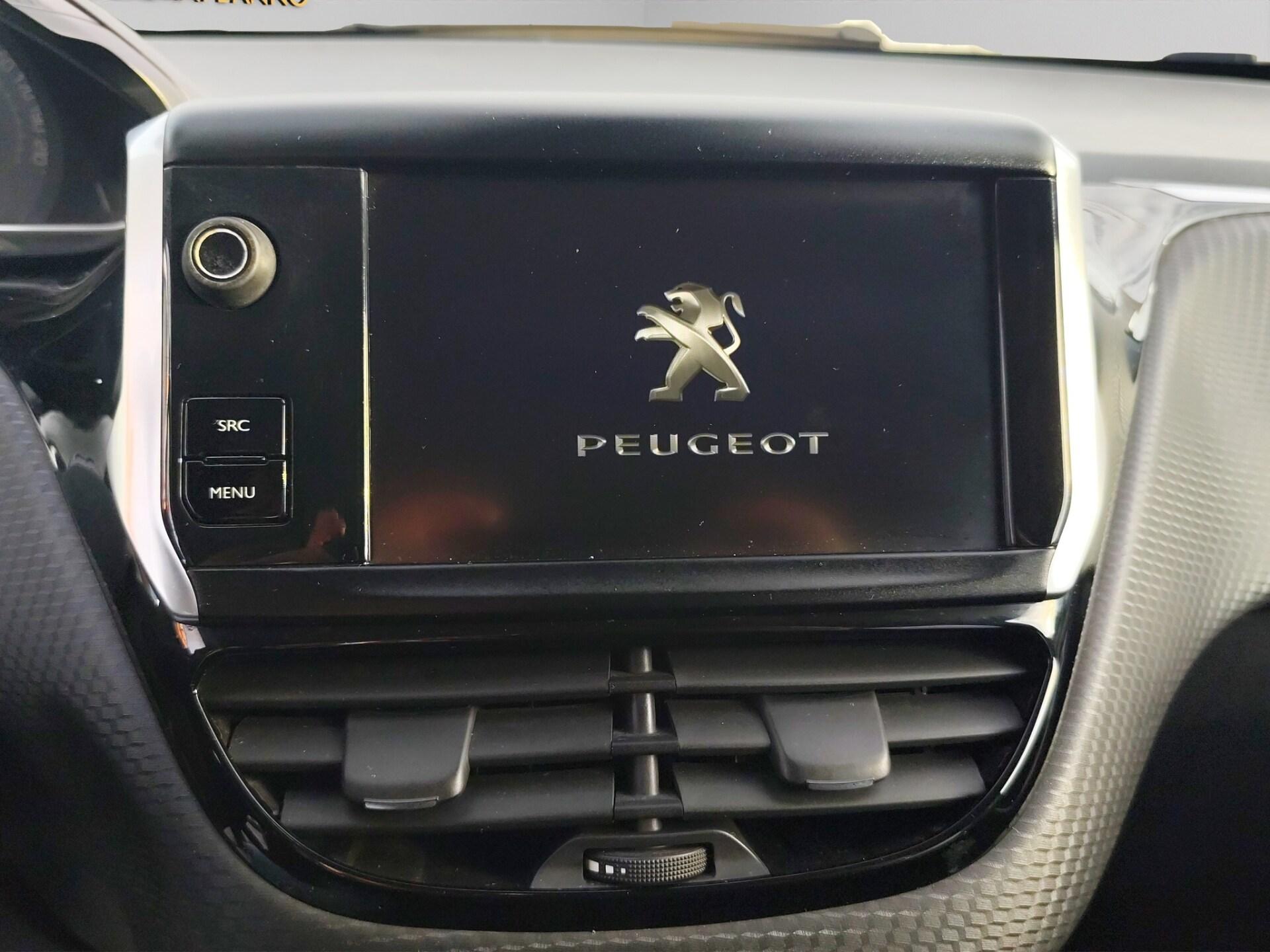 PEUGEOT BlueHDi 120 EAT6 S&S Crossway