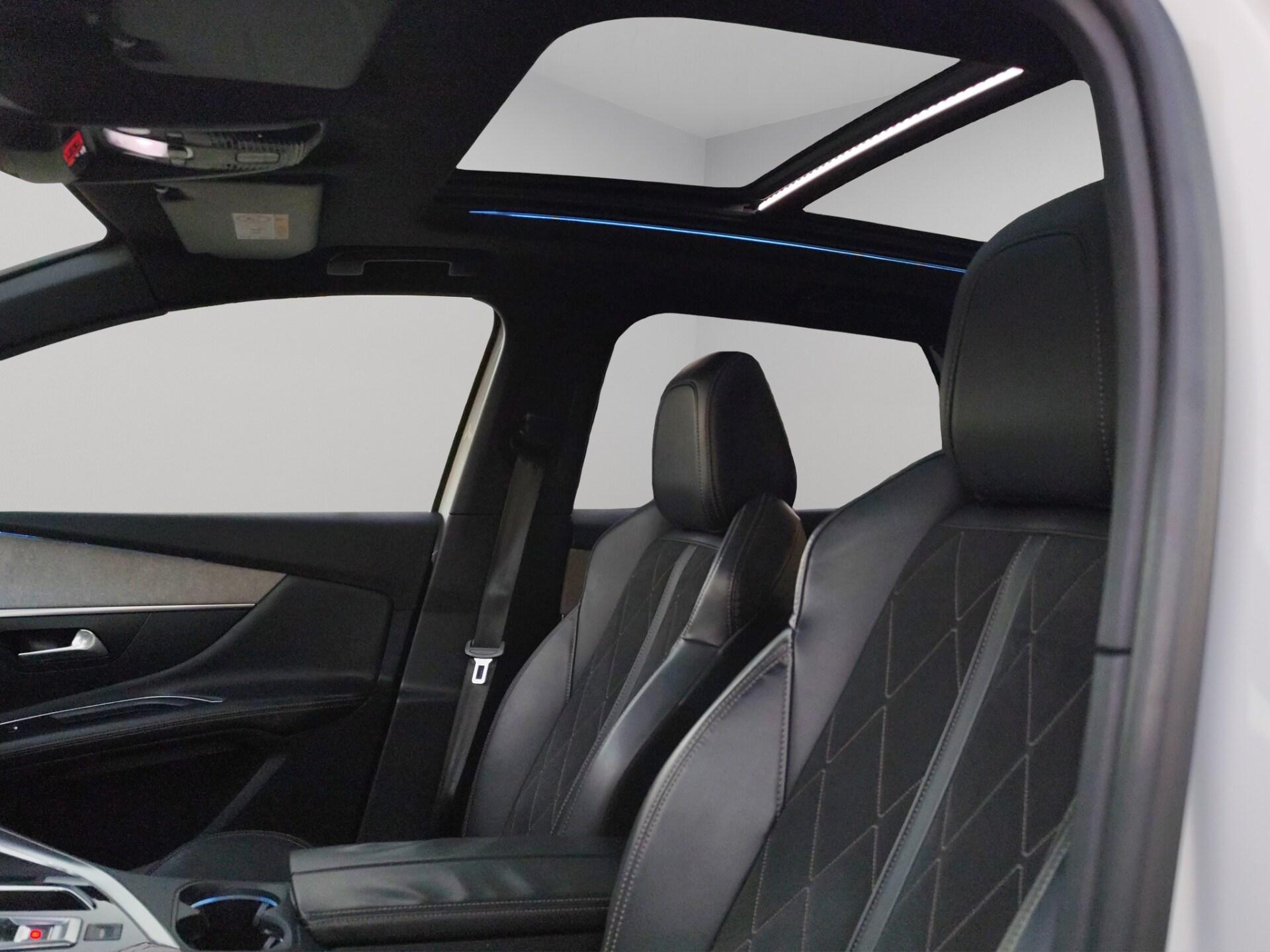 PEUGEOT 3008 BlueHDi 180 S&S EAT6 GT